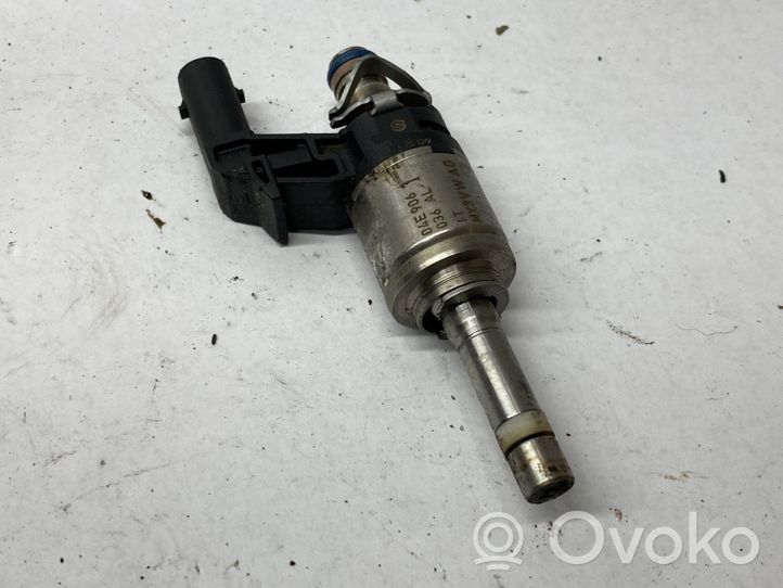 Volkswagen Jetta VII Injecteur de carburant 04E906036