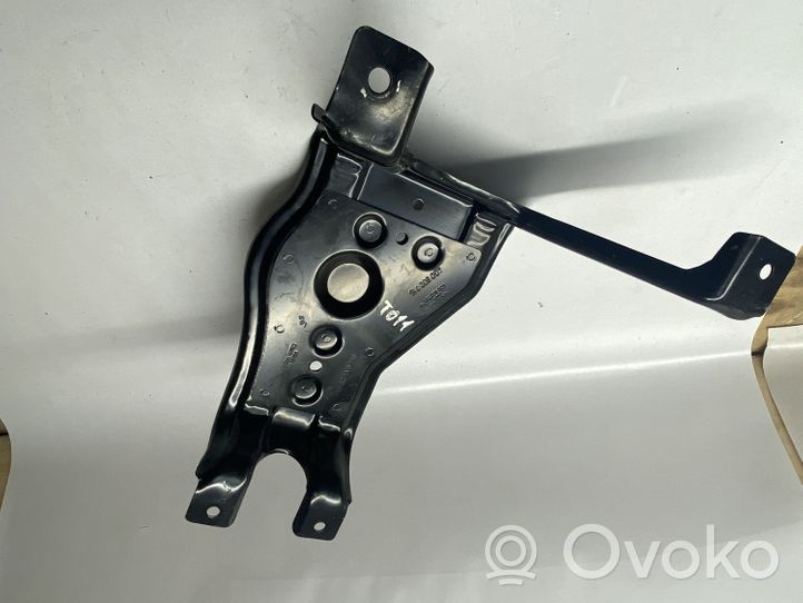 Audi A6 C7 Supporto di montaggio ruota di scorta 4G0802715