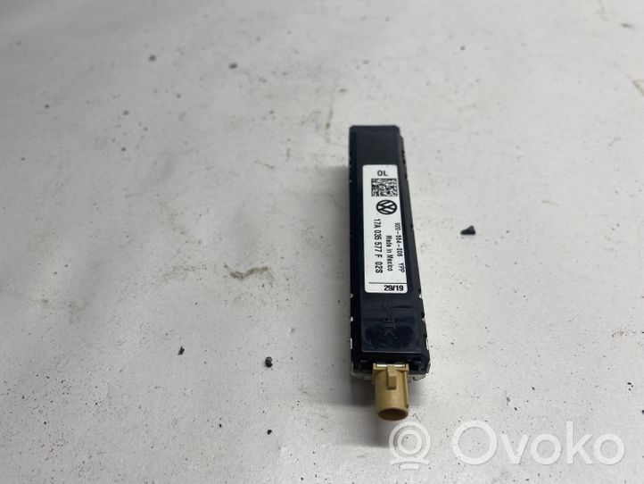 Volkswagen Jetta VII Amplificateur d'antenne 17A035577F