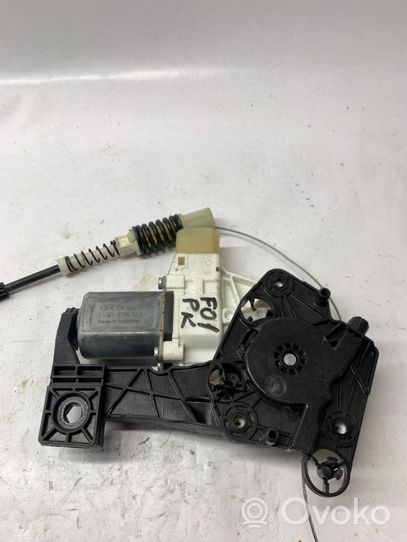 BMW 7 F01 F02 F03 F04 Motorino alzacristalli della portiera anteriore 7046031