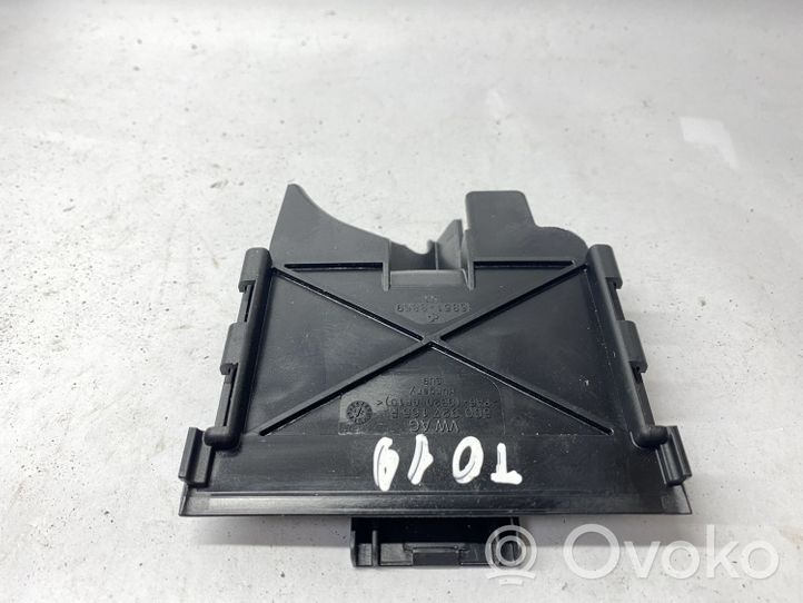 Audi Q3 F3 Dangtelis saugiklių dėžės 5Q0927165F