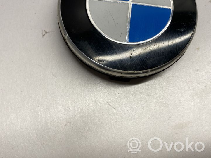 BMW 3 F30 F35 F31 Emblemat / Znaczek 6783536