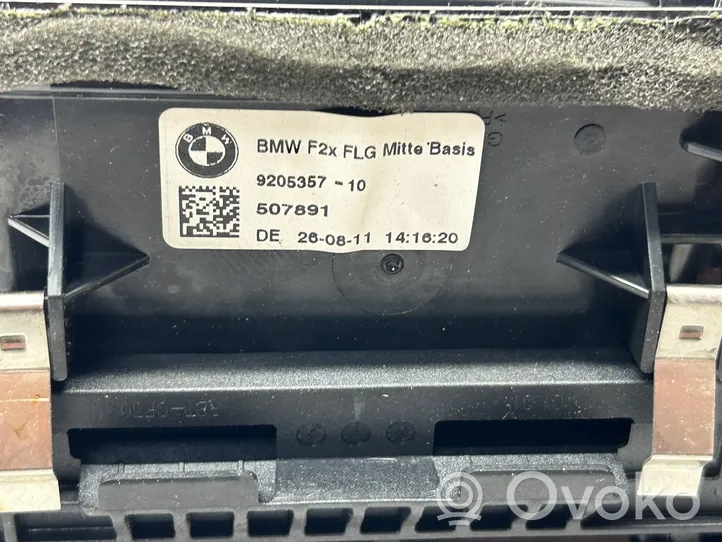 BMW 1 F20 F21 Copertura griglia di ventilazione cruscotto 9205357