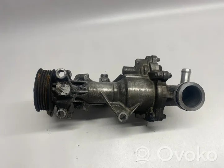 Mercedes-Benz GLA W156 Bomba de agua A1332000001