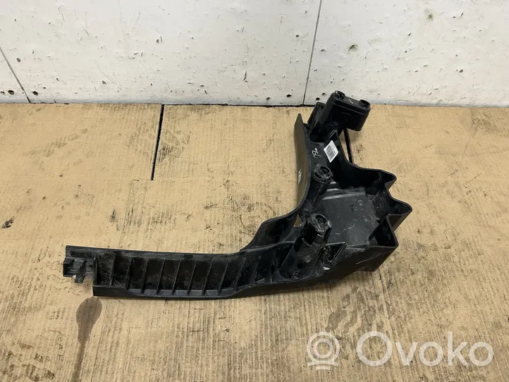 BMW X5 F15 Bumper support mounting bracket corner 8054019