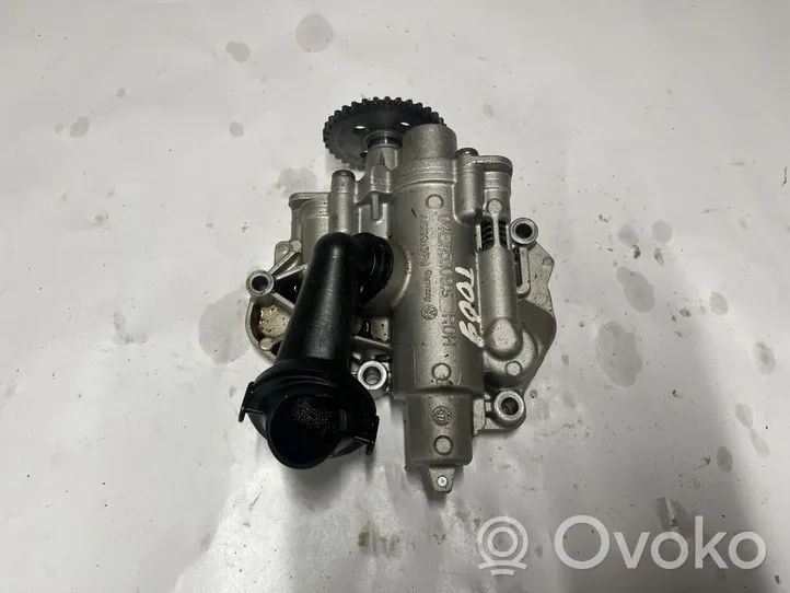 Volkswagen Jetta VII Pompe à huile 04E115109S