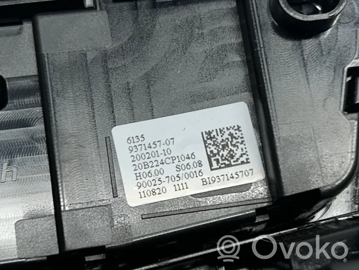 BMW 2 F45 Przyciski / Przełącznik regulacji głośności 9371457