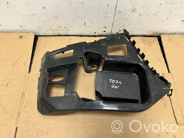 BMW 1 F20 F21 Puskurin kannattimen kulmakannake 7240955