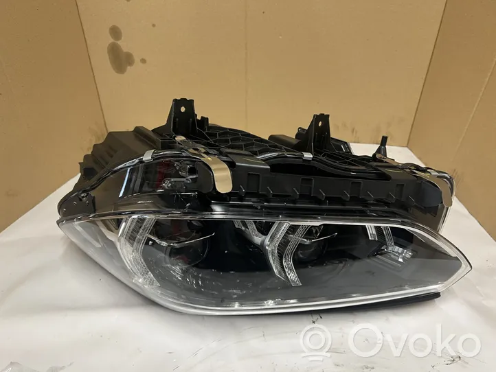 BMW X4 G02 Phare frontale 8496825