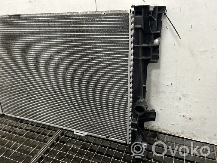 Mercedes-Benz CLA C117 X117 W117 Radiateur de refroidissement A2465001303