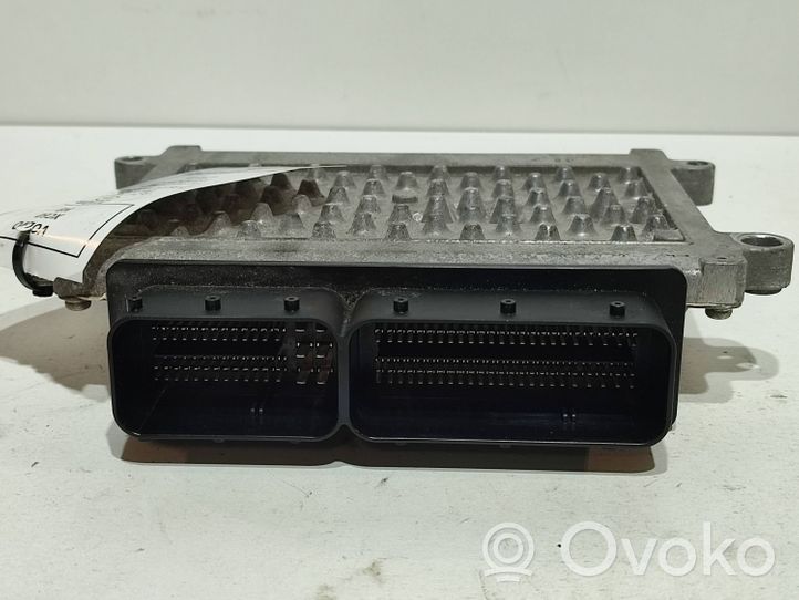 Volvo XC60 Calculateur moteur ECU 30729261a