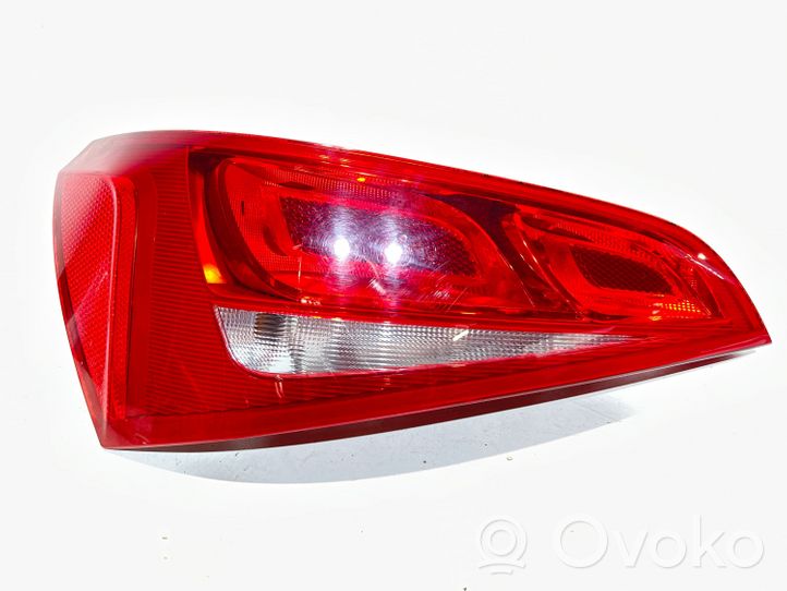 Audi Q5 SQ5 Lampa tylna 8P0945093