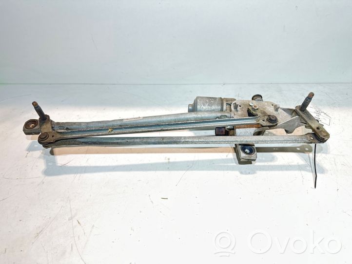 Volvo XC70 Front wiper linkage and motor 30796359