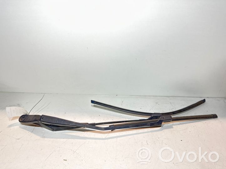 Volvo XC60 Ножка стеклоочистителей лобового стекла 30753529