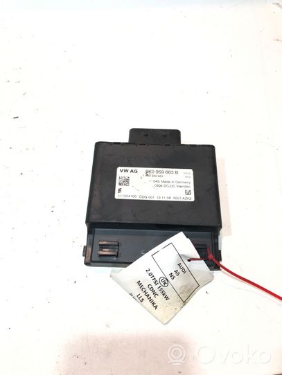 Audi A5 8T 8F Module convertisseur de tension 8K0959663B