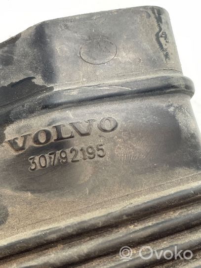 Volvo XC60 Część rury dolotu powietrza 30792195