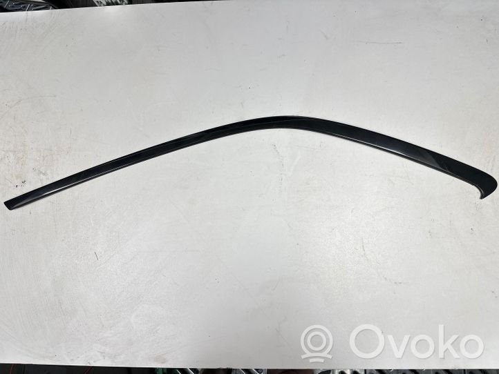 Audi Q7 4L Rear side glass trim 