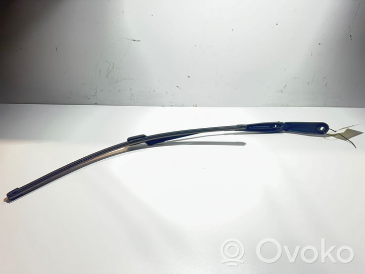Volvo XC60 Front wiper blade arm 30753530