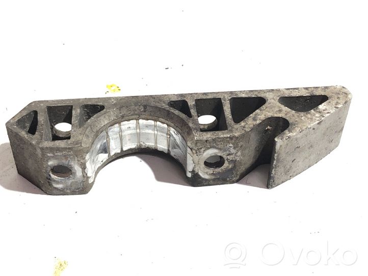 Porsche Cayenne (9PA) Supporto per boccola della barra antirollio, anteriore 7L0411063B