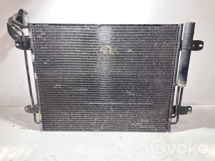 Volkswagen Tiguan Oro kondicionieriaus radiatorius aušinimo 5N0820411C