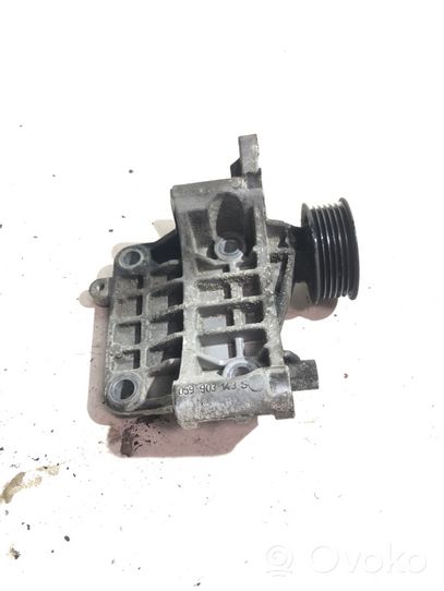 Audi A5 8T 8F Support de générateur / alternateur 059903143S