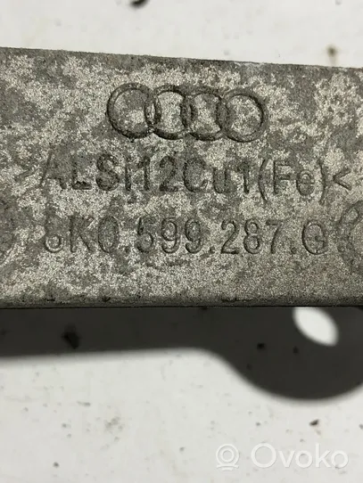 Audi A7 S7 4G Takatasauspyörästön kannatin 8K0199287g