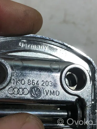 Audi Q7 4L Verkleidung Kofferraum sonstige 1K0864203