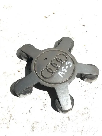 Audi A5 8T 8F Крышка крышки колпачка 4F0601165