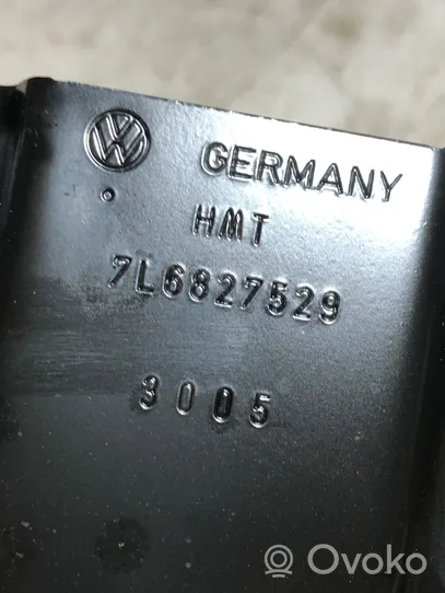 Volkswagen Touareg I Muu sisätilojen osa 7L6827529