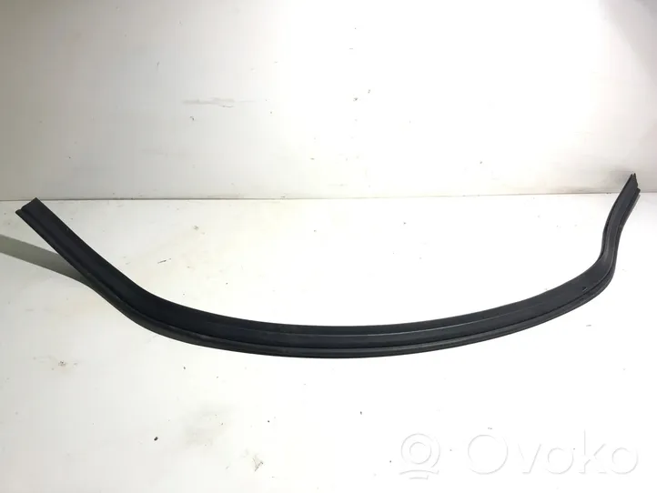 Volvo XC60 Engine compartment rubber 