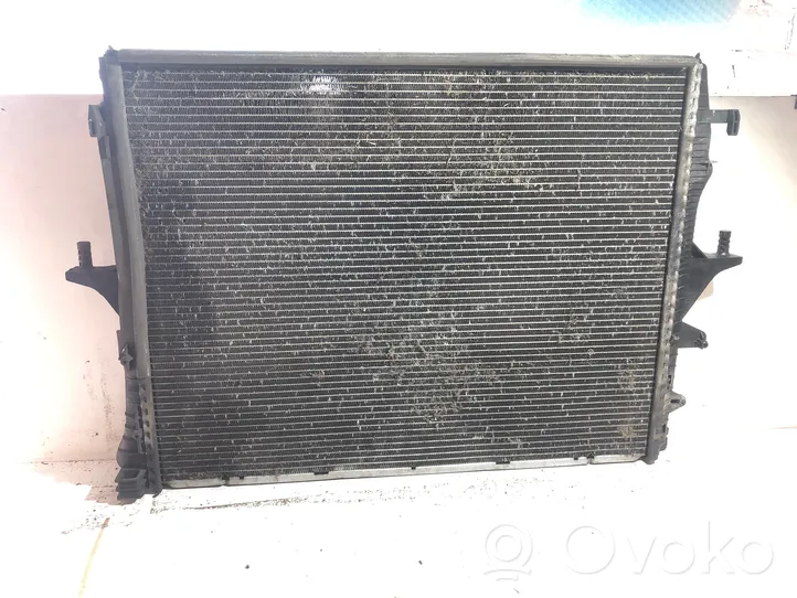 Volkswagen Touareg I Radiateur de refroidissement 7L6121253C