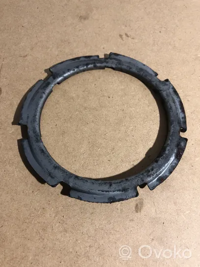 Audi Q7 4L Bague de verrouillage pour réservoir de carburant 