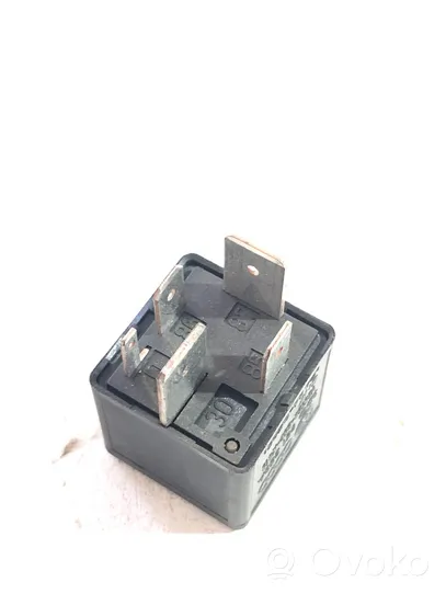 Audi Q7 4L Other relay 3D0951253A