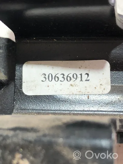 Volvo XC90 Takaluukun/tavaratilan sarana 30636912