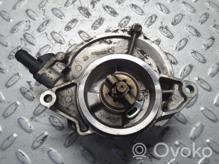 Audi Q7 4L Unterdruckpumpe Vakuumpumpe 057145100AC