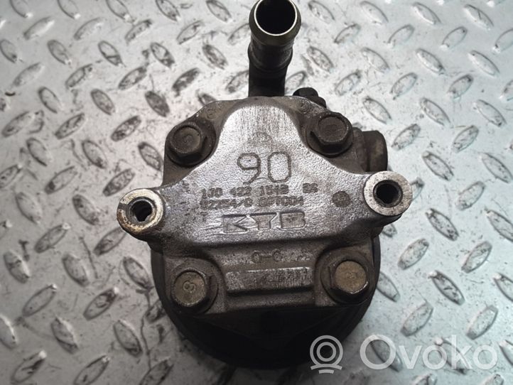 Skoda Octavia Mk1 (1U) Ohjaustehostimen pumppu 1J04221549