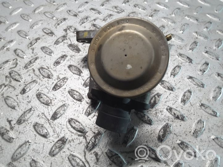 Volkswagen Phaeton Soupape vanne EGR 022131119B