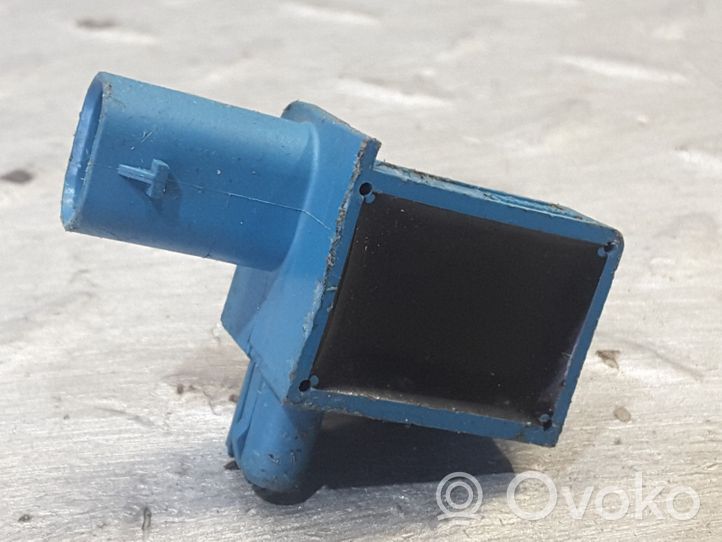 Volkswagen Jetta VI Airbag deployment crash/impact sensor 5K0959351A