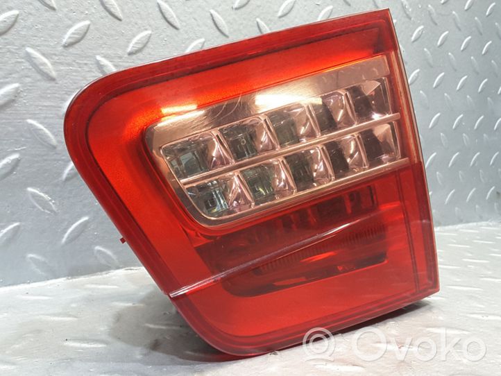 Citroen C5 Lampy tylnej klapy bagażnika 9687583080