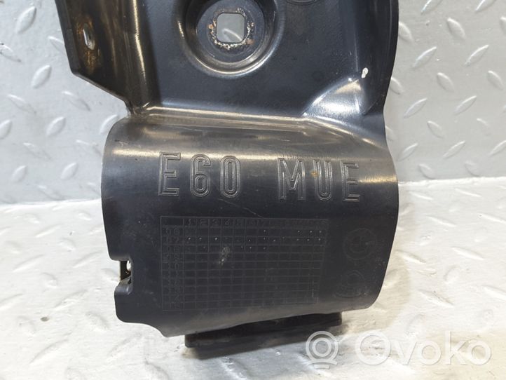 BMW 5 E60 E61 Support de pare-chocs arrière 7178185