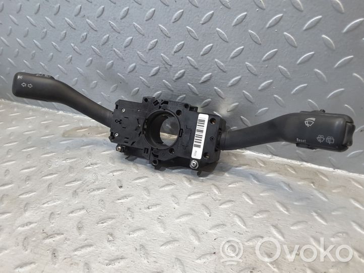 Skoda Fabia Mk1 (6Y) Indicator stalk 4B0953503H