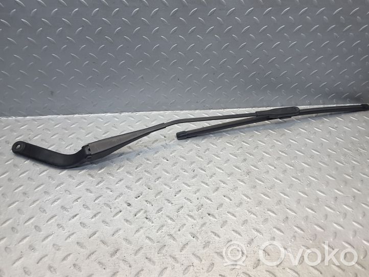 BMW 1 E81 E87 Windshield/front glass wiper blade 7169972