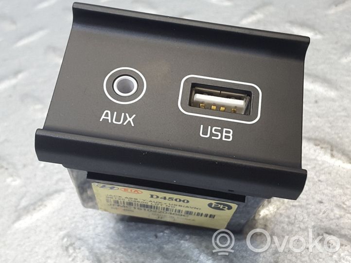 KIA Optima Connecteur/prise USB 96120D4500