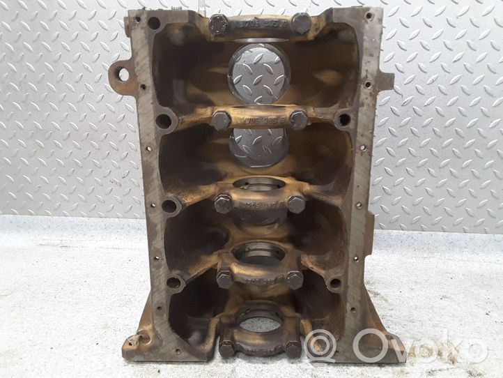 BMW 3 E30 Bloc moteur 11111739593