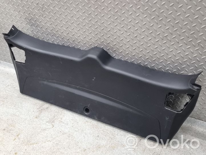 Mitsubishi Outlander Garniture panneau latérale du coffre 7224A019