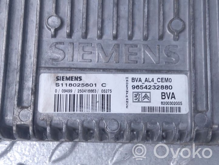 Citroen C4 I Module de contrôle de boîte de vitesses ECU 9654232880