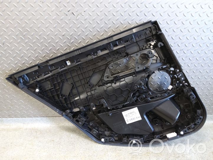 BMW 3 G20 G21 Takaoven verhoilu 97106721