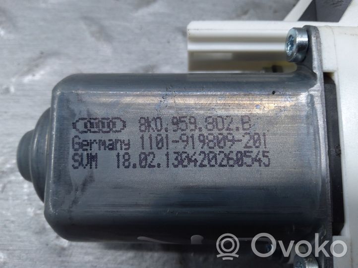 Audi A8 S8 D4 4H Galinis varikliukas langų pakėlėjo 8K0959802B