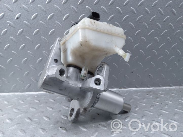 Audi A8 S8 D4 4H Master brake cylinder 8K0611301A