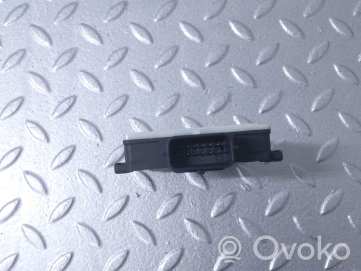 Land Rover Defender Blind spot control module L8B214F152BM